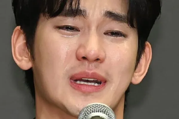 Konferensi Pers Kim Soo Hyun